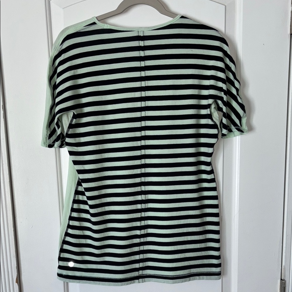 Lululemon stripe top shirt 10? 12?